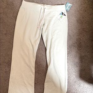 Low rise mint green yoga pants